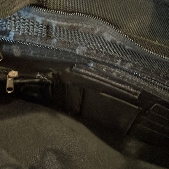 New! Computer laptop bag with lots of compartments. Briefcase. - Picture 5 of 12